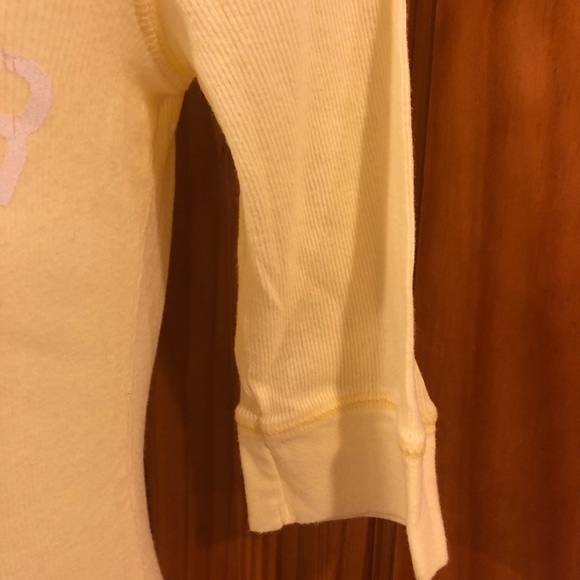 Hollister Shirt - Picture 3 of 6